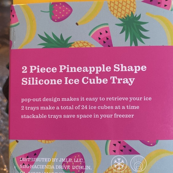 PINEAPPLE SHAPED ice Tray! - Picture 4 of 6